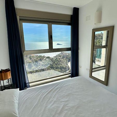 High Rise Apartment On The 39Th Floor With Private Terrace And Sea Views بينايدورم المظهر الخارجي الصورة