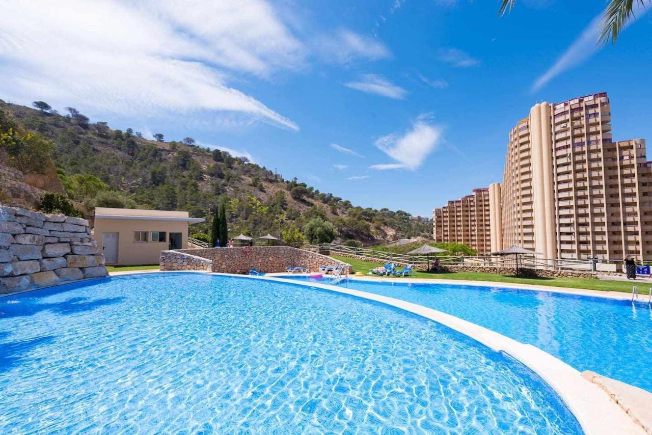 High Rise Apartment On The 39Th Floor With Private Terrace And Sea Views بينايدورم المظهر الخارجي الصورة