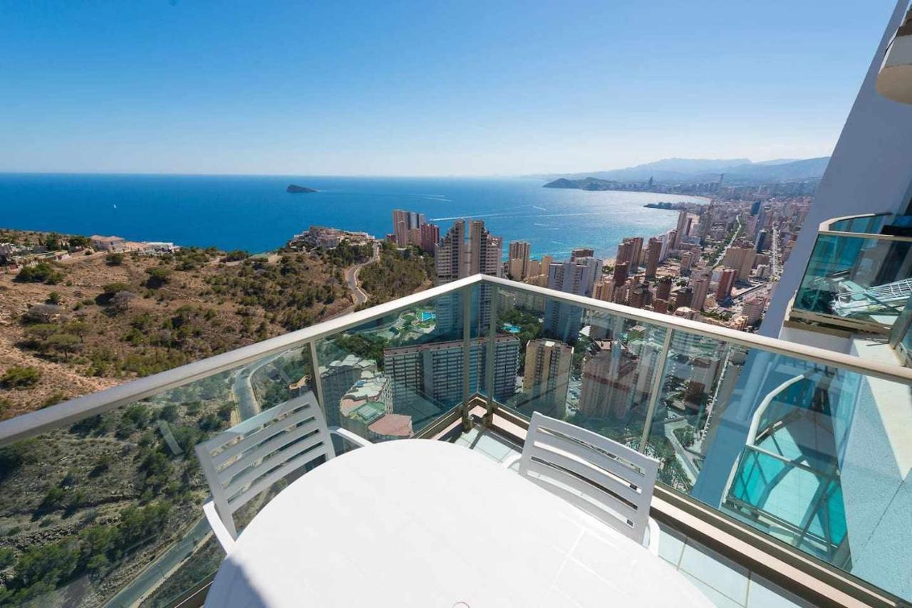 High Rise Apartment On The 39Th Floor With Private Terrace And Sea Views بينايدورم المظهر الخارجي الصورة