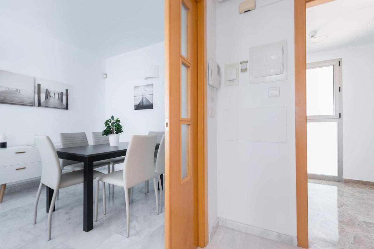 High Rise Apartment On The 39Th Floor With Private Terrace And Sea Views بينايدورم المظهر الخارجي الصورة