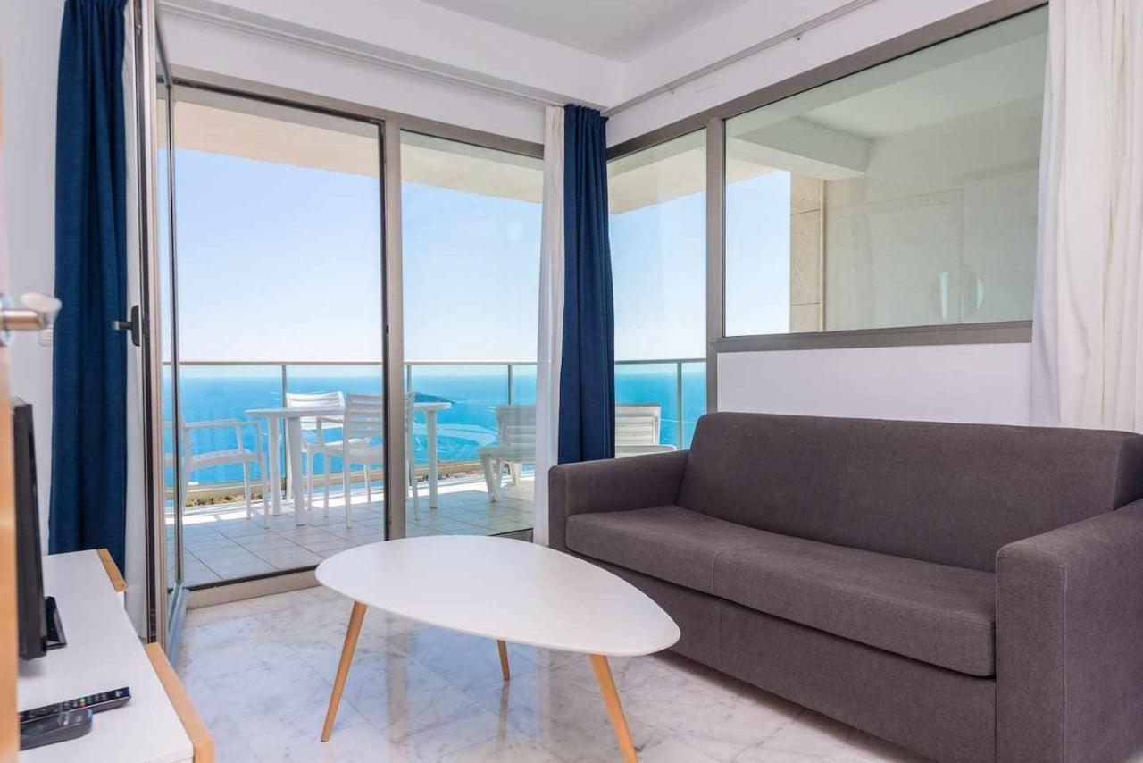 High Rise Apartment On The 39Th Floor With Private Terrace And Sea Views بينايدورم المظهر الخارجي الصورة