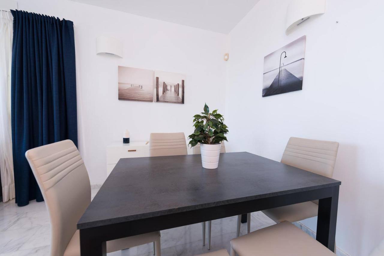 High Rise Apartment On The 39Th Floor With Private Terrace And Sea Views بينايدورم المظهر الخارجي الصورة