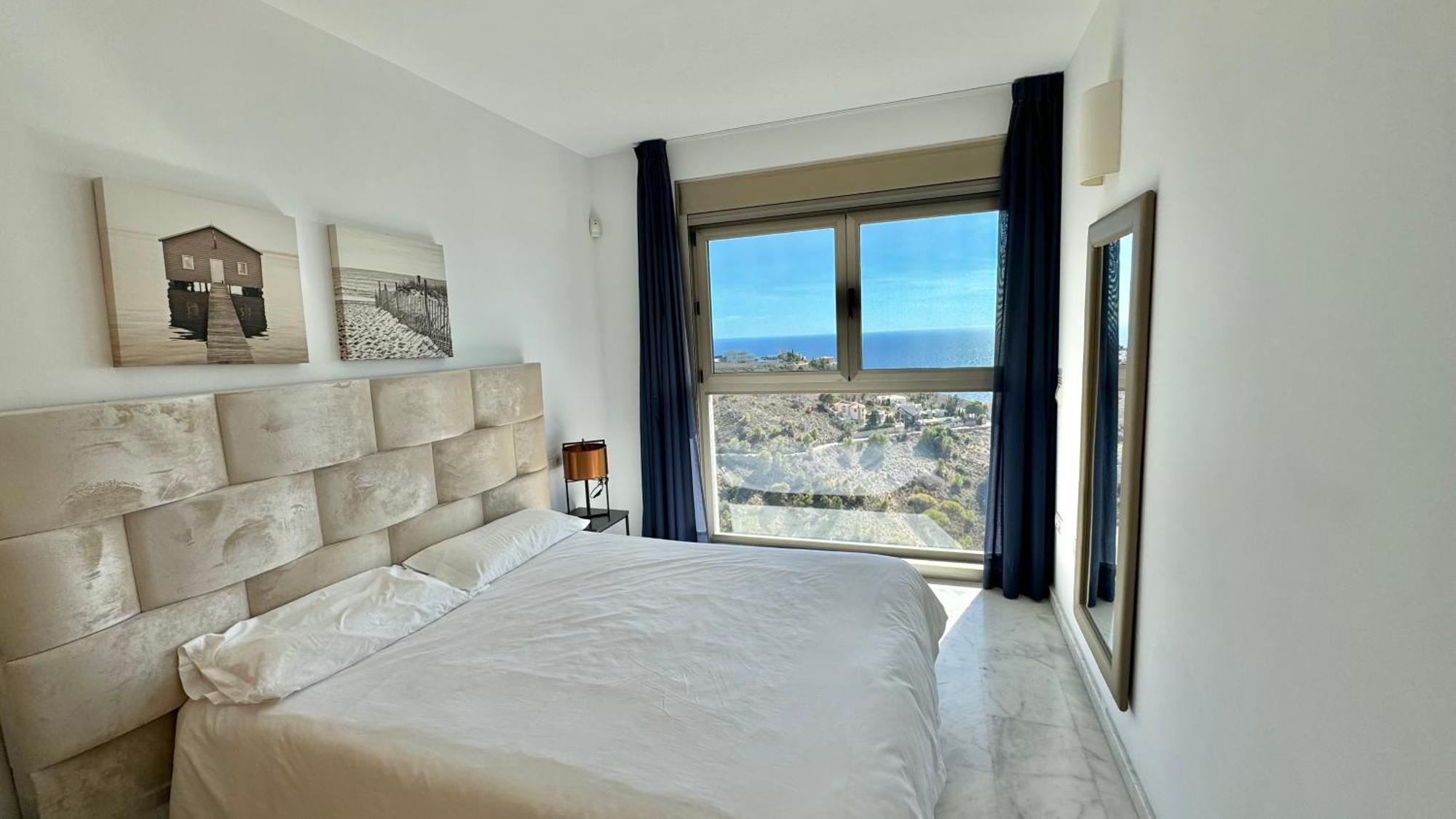 High Rise Apartment On The 39Th Floor With Private Terrace And Sea Views بينايدورم المظهر الخارجي الصورة